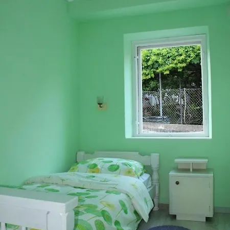 Guest house Gugily 3*