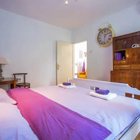 구길리 게스트하우스 3*